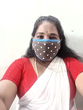 Snapshot of MaaliiiPonuTamil chatting on 09.28.25 MaaliiiPonuTamil online show from 09.28.25