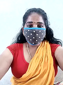 Snapshot of MaaliiiPonuTamil chatting on 10.05.25 MaaliiiPonuTamil online show from 10.05.25