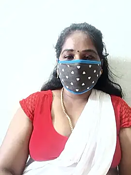 Snapshot of MaaliiiPonuTamil chatting on 10.09.25 MaaliiiPonuTamil online show from 10.09.25