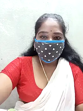 Snapshot of MaaliiiPonuTamil chatting on 10.11.25 MaaliiiPonuTamil online show from 10.11.25