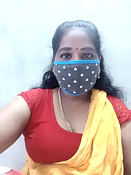 Snapshot of MaaliiiPonuTamil chatting on 10.15.25 MaaliiiPonuTamil online show from 10.15.25