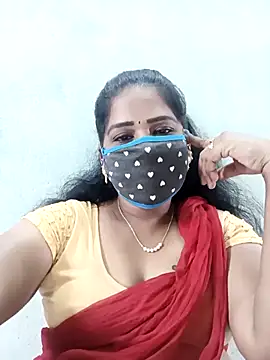 Snapshot of MaaliiiPonuTamil chatting on 11.24.25 MaaliiiPonuTamil online show from 11.24.25