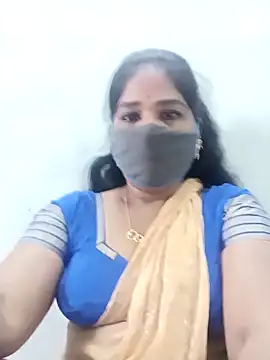 Snapshot of MaaliiiPonuTamil chatting on 12.17.25 MaaliiiPonuTamil online show from 12.17.25