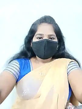 Snapshot of MaaliiiPonuTamil chatting on 12.23.25 MaaliiiPonuTamil online show from 12.23.25