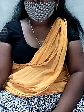 Snapshot of MaaliiiPonuTamil chatting on 02.12.26 MaaliiiPonuTamil online show from 02.12.26