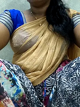 Snapshot of MaaliiiPonuTamil chatting on 05.07.26 MaaliiiPonuTamil online show from 05.07.26