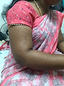 Snapshot of MaaliiiPonuTamil chatting on 05.14.26 MaaliiiPonuTamil online show from 05.14.26