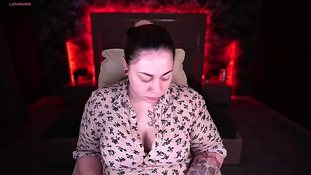 Kittywakee online show from 01.27.25