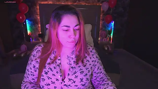 Kittywakee online show from 02.15.25