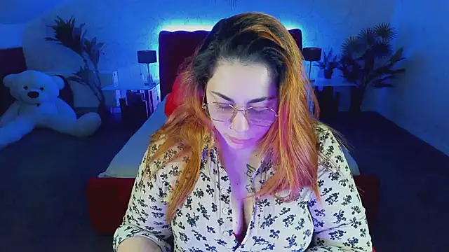 Kittywakee online show from 03.08.25