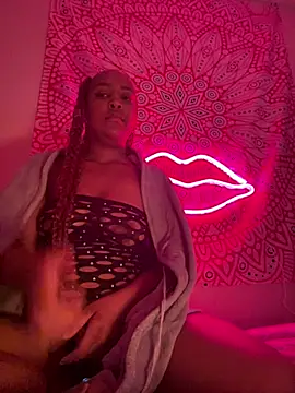 Snapshot of Jayhoney25 chatting on 03.09.25 Jayhoney25 online show from 03.09.25