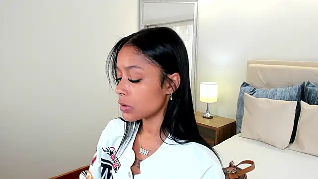 natali henao online show from 09.15.25