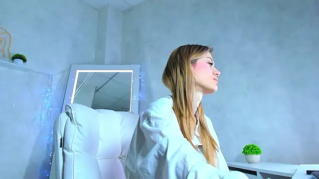 Cherry Price online show from 03.05.25