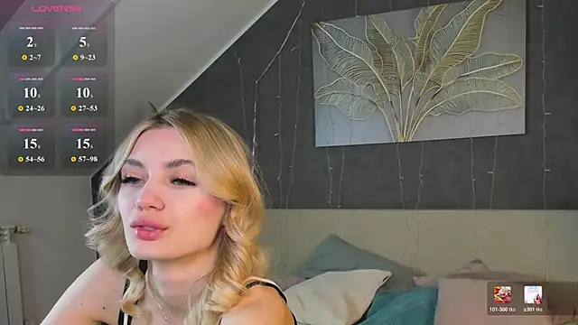Snapshot of Cherry_Price chatting on 05.22.26 Cherry Price online show from 05.22.26