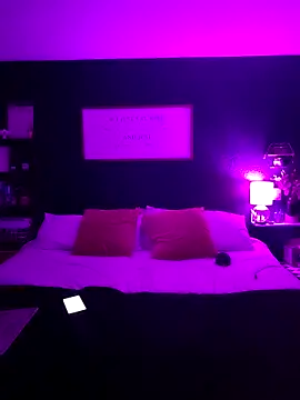  CumSeeV  online show from 10.18.25