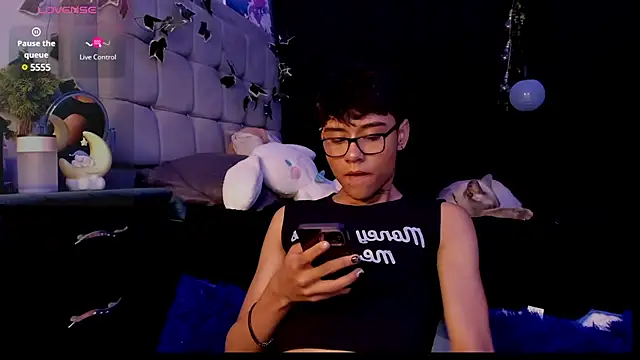 Snapshot of jacks_hotter chatting on 02.13.25 jacks hotter online show from 02.13.25