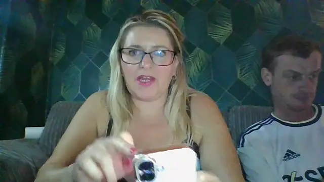 SweetXCandyX online show from 11.13.25