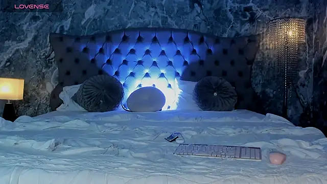 Belliinda 21 online show from 04.09.26