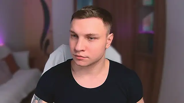 handsome guy01 online show from 03.08.25