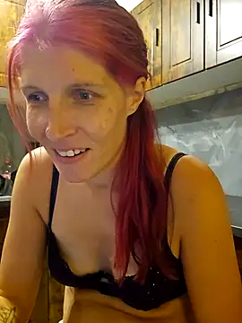 Snapshot of Lenchen_ chatting on 05.16.26 Lenchen online show from 05.16.26