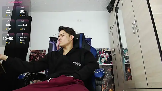 Snapshot of sr_jaeger chatting on 01.11.26 sr jaeger online show from 01.11.26