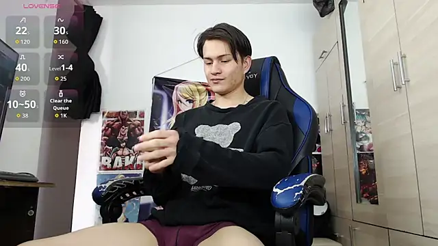 Snapshot of sr_jaeger chatting on 03.04.26 sr jaeger online show from 03.04.26