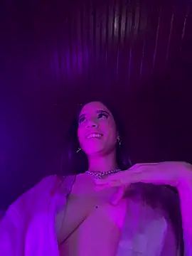 Praga Pink online show from 03.18.25