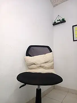 lianisrose online show from 03.15.26