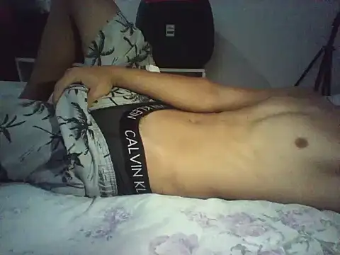 Snapshot of novilho18piroc chatting on 06.02.26 novilho18piroc online show from 06.02.26