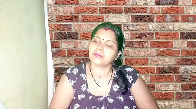 mamoni91 online show from 02.18.25