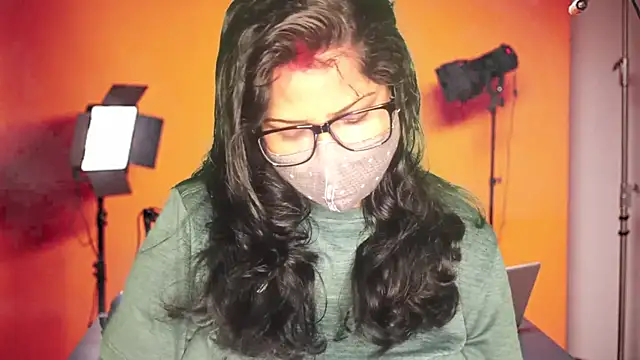 mamoni91 online show from 10.12.25