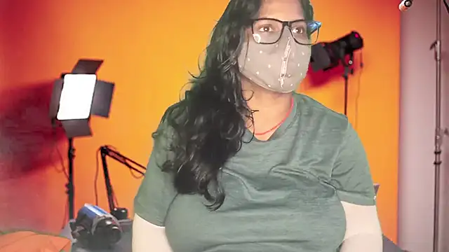 mamoni91 online show from 11.29.25