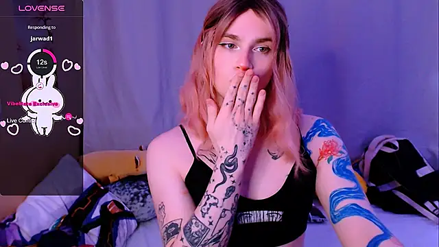 Alice Hells online show from 02.13.26