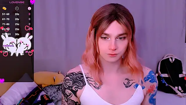 Snapshot of Alice_Hells chatting on 04.22.26 Alice Hells online show from 04.22.26
