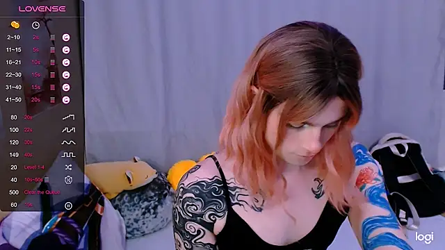 Snapshot of Alice_Hells chatting on 04.29.26 Alice Hells online show from 04.29.26