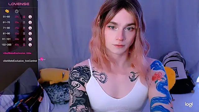 Snapshot of Alice_Hells chatting on 05.14.26 Alice Hells online show from 05.14.26