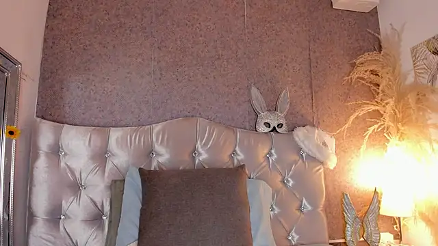 GABYTAYLOR  online show from 12.22.25