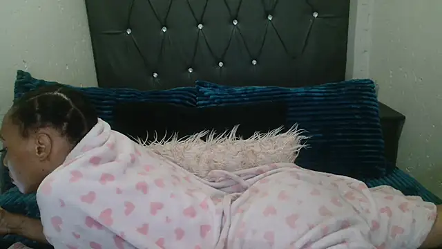 Snapshot of slimbigass chatting on 10.02.25 slimbigass online show from 10.02.25