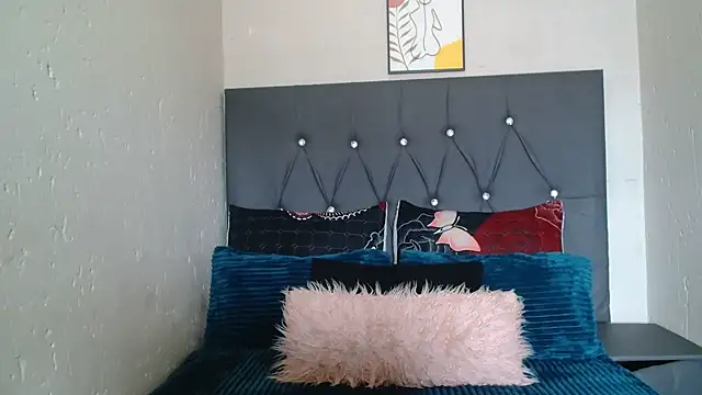 Snapshot of slimbigass chatting on 10.21.25 slimbigass online show from 10.21.25