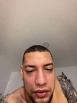 Snapshot of MrSoulMommy chatting on 01.03.25 MrSoulMommy online show from 01.03.25