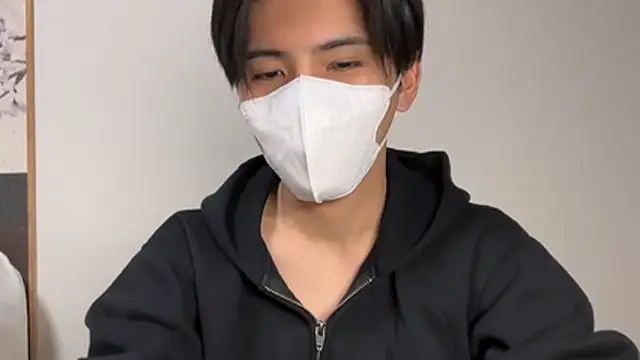 Snapshot of Lio_kun chatting on 05.09.26 Lio kun online show from 05.09.26