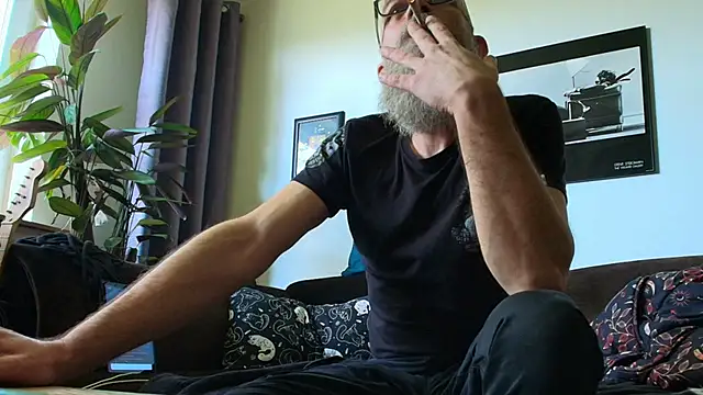 Kingsscepter online show from 04.14.26