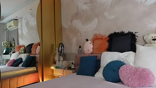 JullyBlair online show from 05.29.26
