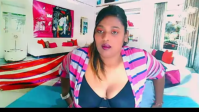 Snapshot of IndianYummy chatting on 12.14.24 IndianYummy online show from 12.14.24