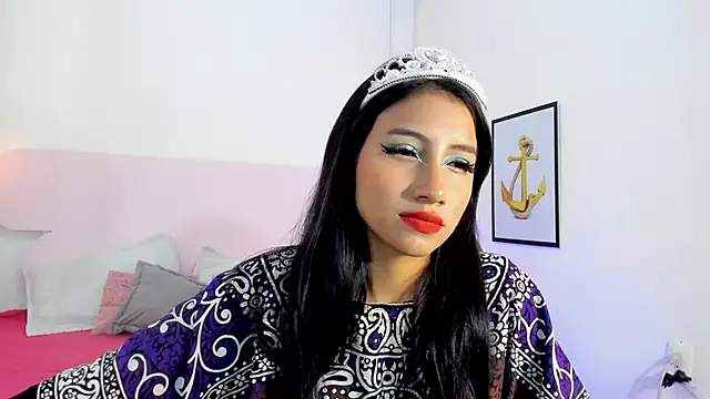 naomiii   online show from 09.24.25