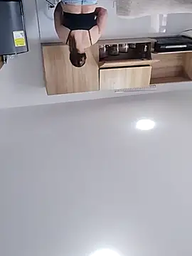  Prinscarlet  online show from 10.03.25