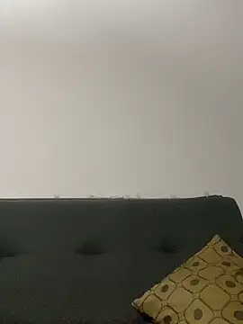 Snapshot of LCarreraa chatting on 02.13.25 LCarreraa online show from 02.13.25