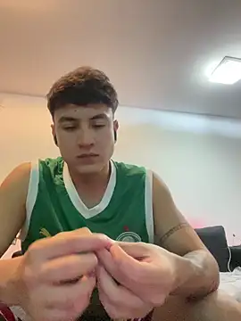 Snapshot of LCarreraa chatting on 03.02.26 LCarreraa online show from 03.02.26