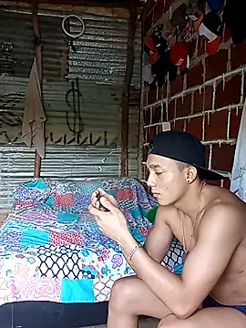 Snapshot of tayson_ chatting on 01.22.25 tayson online show from 01.22.25