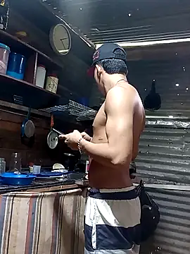 Snapshot of tayson_ chatting on 02.12.25 tayson online show from 02.12.25